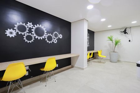 Apartamento à venda com 44m², 2 quartos e 1 vaga Apartamento à venda com 44m², 2 quartos e 1 vagaÁrea comum