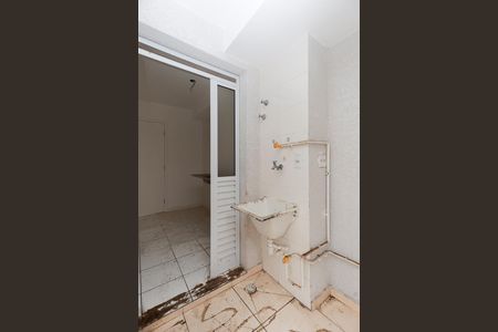 Apartamento à venda com 44m², 2 quartos e 1 vaga Apartamento à venda com 44m², 2 quartos e 1 vagaÁrea de serviço