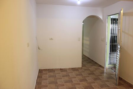 Sala de casa para alugar com 2 quartos, 45m² em Residencial Parque Cumbica, Guarulhos