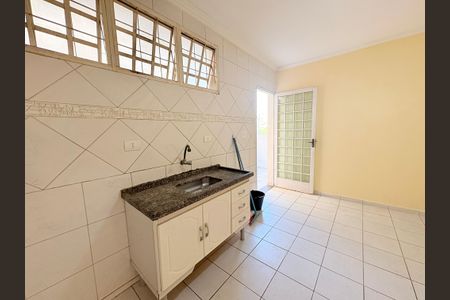 Casa para alugar com 2400m², 1 quarto e 20 vagasCozinha