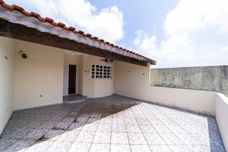 Casa à venda com 208m², 3 quartos e 2 vagas Casa à venda com 208m², 3 quartos e 2 vagasVaranda da Suíte 1