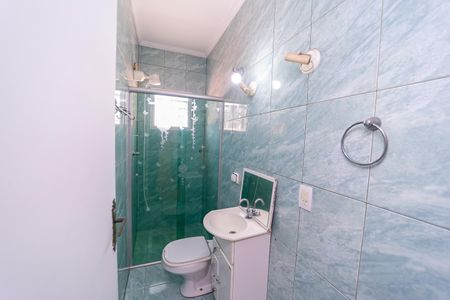 Casa à venda com 208m², 3 quartos e 2 vagas Casa à venda com 208m², 3 quartos e 2 vagasBanheiro