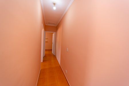 Casa à venda com 208m², 3 quartos e 2 vagas Casa à venda com 208m², 3 quartos e 2 vagasCorredor