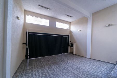 Casa à venda com 208m², 3 quartos e 2 vagas Casa à venda com 208m², 3 quartos e 2 vagasGaragem