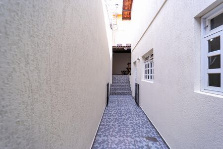 Casa à venda com 208m², 3 quartos e 2 vagas Casa à venda com 208m², 3 quartos e 2 vagasCorredor