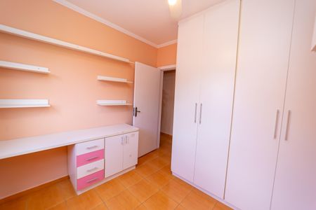 Casa à venda com 208m², 3 quartos e 2 vagas Casa à venda com 208m², 3 quartos e 2 vagasQuarto 2
