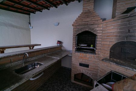 Casa à venda com 208m², 3 quartos e 2 vagas Casa à venda com 208m², 3 quartos e 2 vagasÁrea gourmet