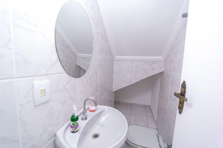 Casa à venda com 208m², 3 quartos e 2 vagas Casa à venda com 208m², 3 quartos e 2 vagasLavabo