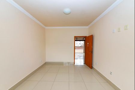 Casa à venda com 371m², 4 quartos e 8 vagasQuarto 2