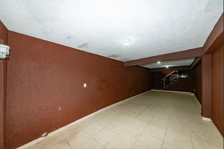 Casa à venda com 371m², 4 quartos e 8 vagasGaragem
