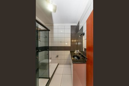 Casa à venda com 371m², 4 quartos e 8 vagasBanheiro Social 2