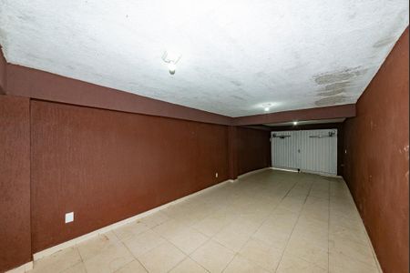 Casa à venda com 371m², 4 quartos e 8 vagasGaragem