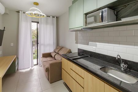 Sala e Cozinha de apartamento para alugar com 1 quarto, 26m² em Vila Olímpia, São Paulo