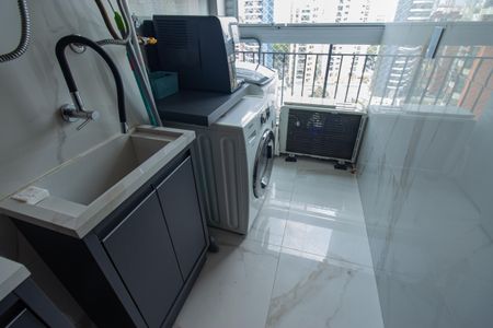 Apartamento à venda com 57m², 2 quartos e 1 vaga Apartamento à venda com 57m², 2 quartos e 1 vagaÁrea de Serviço