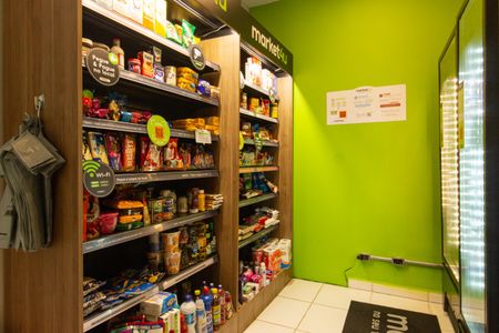 Apartamento à venda com 57m², 2 quartos e 1 vaga Apartamento à venda com 57m², 2 quartos e 1 vagaÁrea comum - Mercadinho