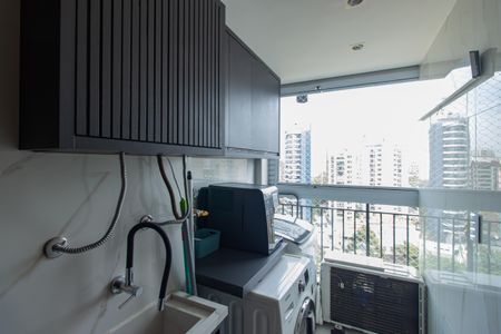 Apartamento à venda com 57m², 2 quartos e 1 vaga Apartamento à venda com 57m², 2 quartos e 1 vagaÁrea de Serviço