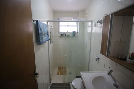 Banheiro de apartamento à venda com 3 quartos, 120m² em João Pinheiro, Belo Horizonte