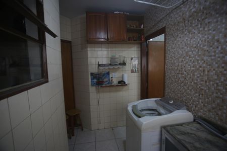 Apartamento à venda com 120m², 3 quartos e 1 vagaÁrea de serviço