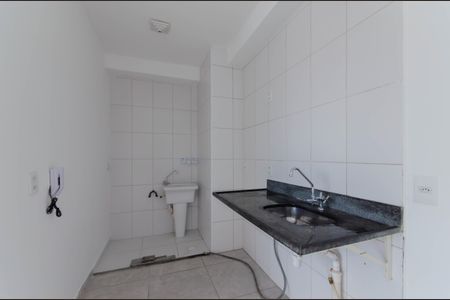 Apartamento à venda com 37m², 2 quartos e sem vaga Apartamento à venda com 37m², 2 quartos e sem vagaCozinha e Área de Serviço