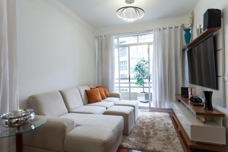 Sala de TV de apartamento à venda com 3 quartos, 104m² em Buritis, Belo Horizonte