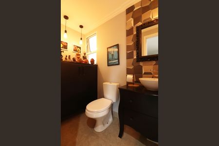 Apartamento à venda com 56m², 2 quartos e 1 vagaBanheiro Social