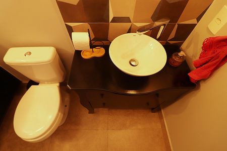 Apartamento à venda com 56m², 2 quartos e 1 vagaBanheiro Social