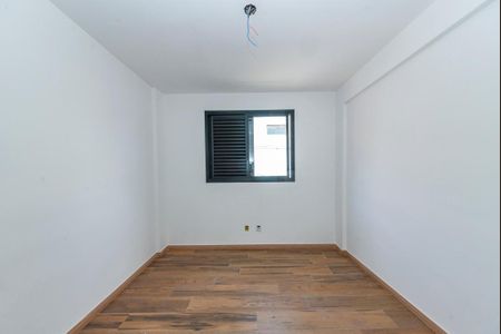 Apartamento à venda com 165m², 3 quartos e 2 vagasQuarto 2