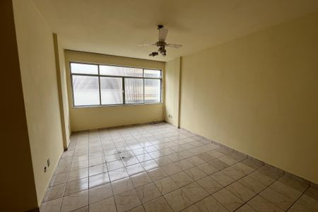 Sala de apartamento para alugar com 3 quartos, 82m² em Cocotá, Rio de Janeiro