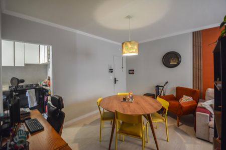 Apartamento à venda com 67m², 3 quartos e 1 vaga Apartamento à venda com 67m², 3 quartos e 1 vagaSala