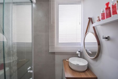 Apartamento à venda com 67m², 3 quartos e 1 vaga Apartamento à venda com 67m², 3 quartos e 1 vagaBanheiro da Suíte