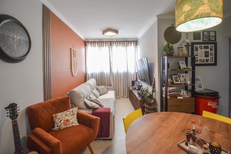 Apartamento à venda com 67m², 3 quartos e 1 vaga Apartamento à venda com 67m², 3 quartos e 1 vagaSala