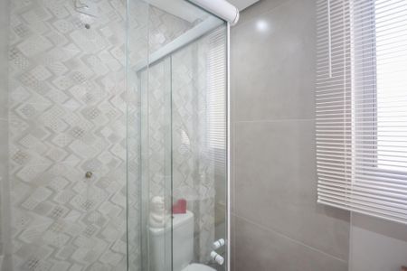 Apartamento à venda com 67m², 3 quartos e 1 vaga Apartamento à venda com 67m², 3 quartos e 1 vagaBanheiro da Suíte