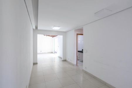 Sala de apartamento para alugar com 3 quartos, 62m² em Santa Monica, Belo Horizonte