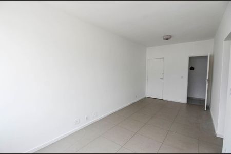 Sala de apartamento para alugar com 3 quartos, 76m² em Vila Isabel, Rio de Janeiro