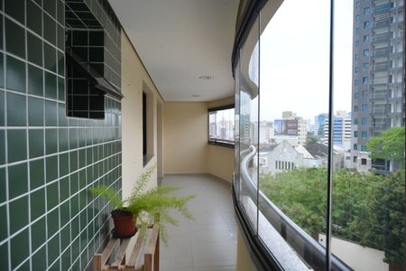 Apartamento à venda com 141m², 3 quartos e 5 vagasVaranda da Sala