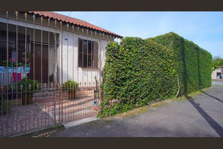Casa à venda com 200m², 2 quartos e 10 vagasFachada