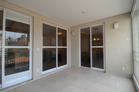 Varanda de apartamento para alugar com 2 quartos, 112m² em Moema, São Paulo