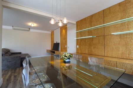 Sala de apartamento para alugar com 2 quartos, 112m² em Moema, São Paulo