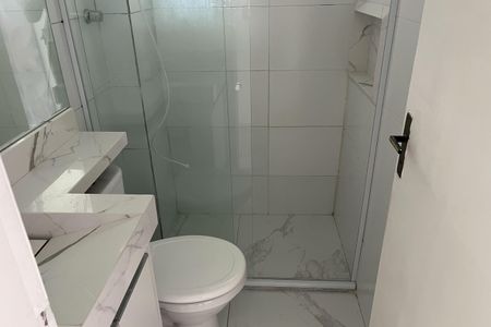 Apartamento para alugar com 70m², 2 quartos e 1 vaga Apartamento para alugar com 70m², 2 quartos e 1 vagaBanheiro