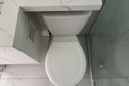 Apartamento para alugar com 70m², 2 quartos e 1 vaga Apartamento para alugar com 70m², 2 quartos e 1 vagaBanheiro