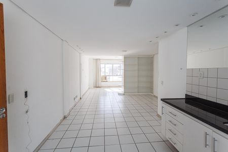 Apartamento à venda com 52m², 1 quarto e sem vaga Apartamento à venda com 52m², 1 quarto e sem vagaCozinha