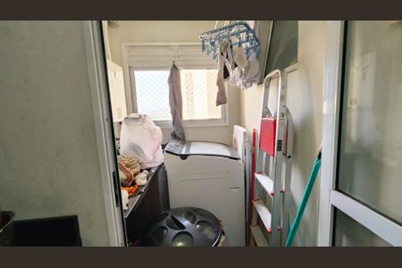 Apartamento à venda com 71m², 3 quartos e 2 vagas Apartamento à venda com 71m², 3 quartos e 2 vagasÁrea de Serviço