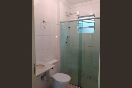Banheiro de apartamento para alugar com 2 quartos, 47m² em Xodó Marize, Belo Horizonte