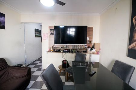 Casa à venda com 100m², 3 quartos e sem vagaSala