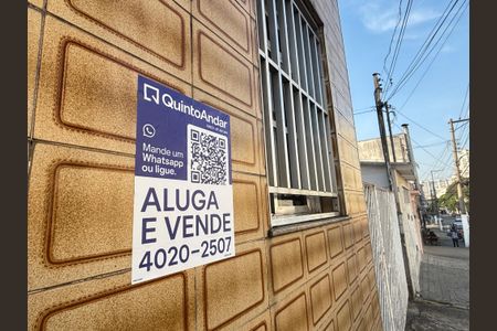 Casa à venda com 100m², 3 quartos e sem vagaFachada - Plaquinha instalada 