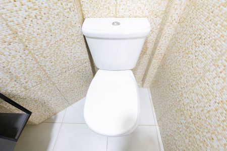 Banheiro de kitnet/studio para alugar com 1 quarto, 39m² em Santa Ifigênia, São Paulo