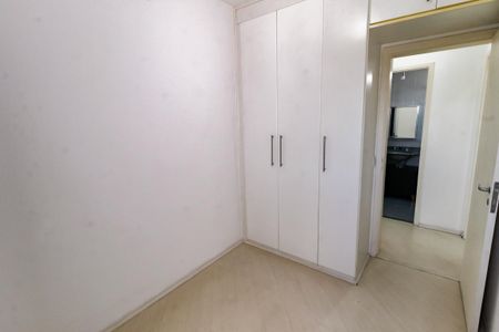 Apartamento para alugar com 64m², 3 quartos e 1 vaga Apartamento para alugar com 64m², 3 quartos e 1 vagaQuarto