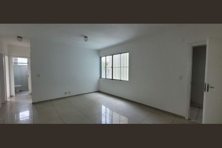 Sala de apartamento à venda com 2 quartos, 86m² em Parque das Industrias, Betim