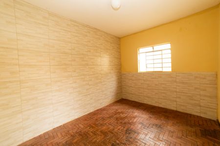 Casa à venda com 360m², 5 quartos e 5 vagas Casa à venda com 360m², 5 quartos e 5 vagasEscritório