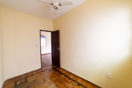 Casa à venda com 360m², 5 quartos e 5 vagas Casa à venda com 360m², 5 quartos e 5 vagasQuarto 2